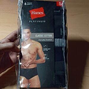 Hanes Platinum Men's Black Cotton Briefs